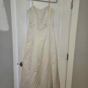 Creative Creations Ivory dress, size 8